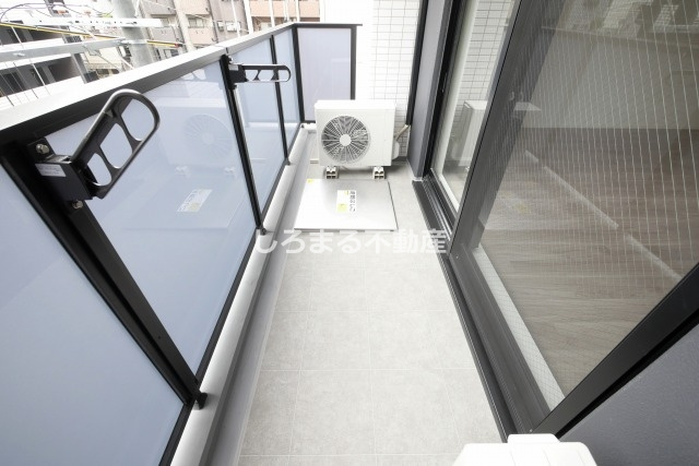 レジュールアッシュ谷町四丁目グランクラスのバルコニー