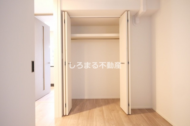 レジュールアッシュ谷町四丁目グランクラスの収納