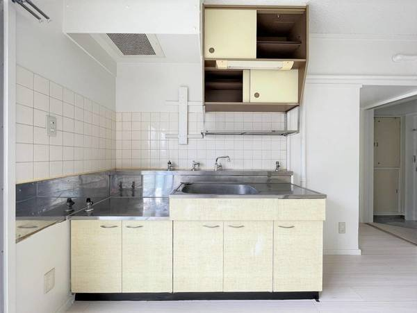 ビレッジハウス上尾向原3号棟のキッチン|ビレッジハウスの同一物件・同一タイプの間取りの写真です