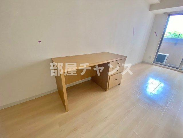 アル・ドゥ・6の内装