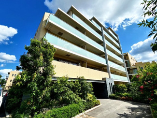 【外観】 | 立地もよく、自然豊かなマンションです！