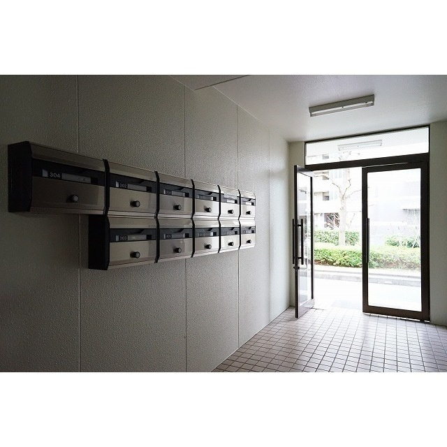 ボヌール南浦和のエントランス|清潔なエントランスです