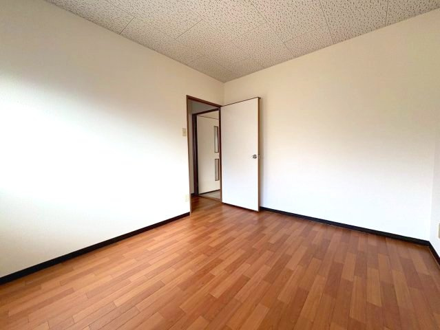 ヴィルフォーレミチハタの洋室