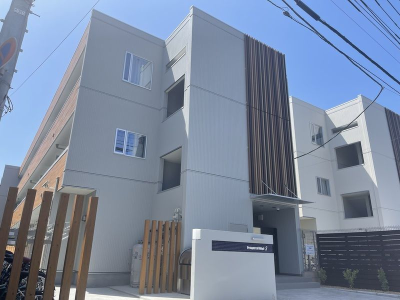 プロスペリタ大宮Sの外観