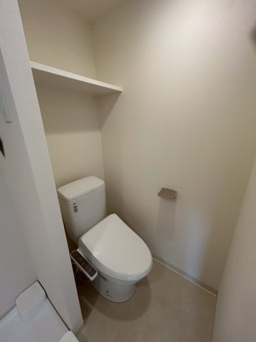 HY's TODA MAXIVのトイレ|落ち着いた色調のトイレです