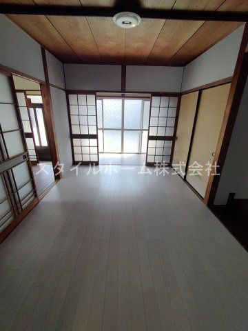 弥生町戸建てのロビー