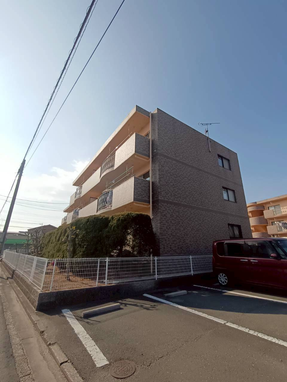 フォレストコート一番館の外観