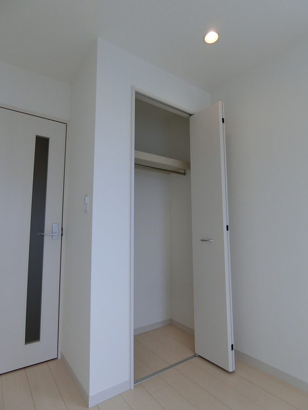 リブリ・大宮桜木町の収納|こまごまとしたものを収納できそうですね