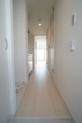 リブリ・明和の玄関|廊下