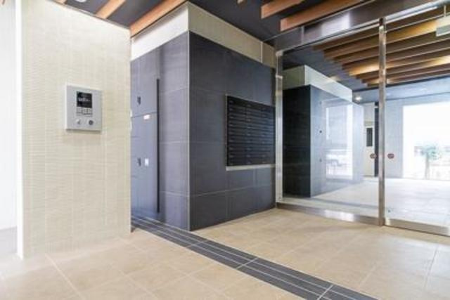 プライムホーム大宮のエントランス|建物の内部です