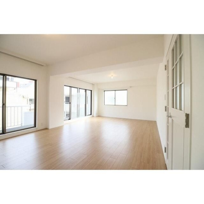 【居間・リビング】 | メゾン・ド・中目黒