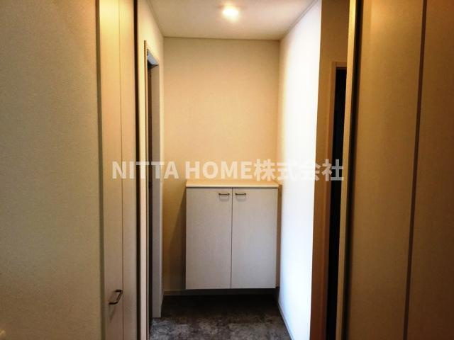 メルヴェイユＢの玄関|シューズボックス付きの玄関です＊