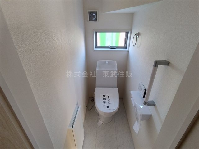 【トイレ】 | 川島町上伊草　全3棟　3号棟 | 清潔感のあるトイレです