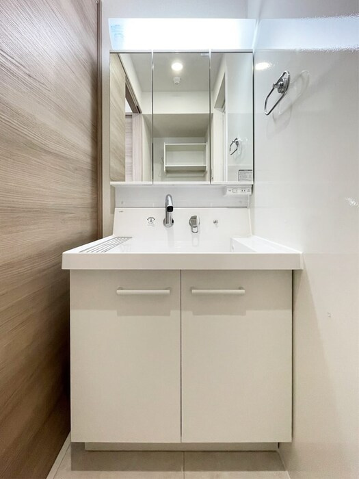 アセットコート貫井北町Bの洗面所