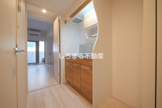 セレニテ本町東リアンのキッチン