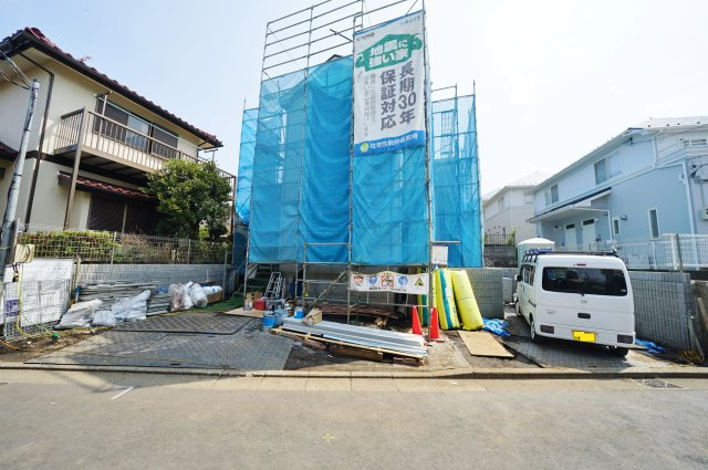 【横浜市旭区市沢町1107-13新築戸建て】★仲介手数料無料★（市沢小学校・左近山中学校）の外観
