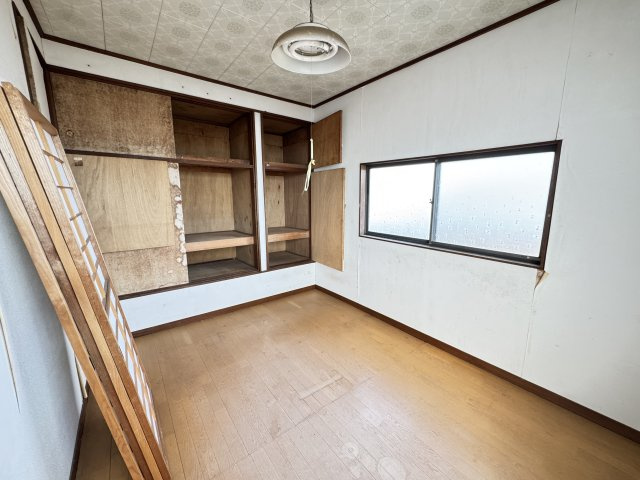 箱田町中古住宅139-4の洋室