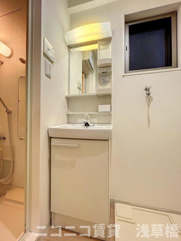 アリビオ両国の洗面所