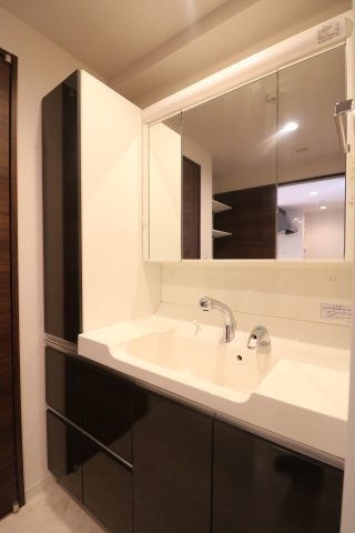 【独立洗面台】