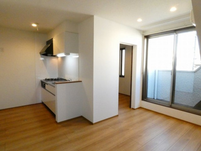 【居間・リビング】 | Grandtic Residence 堀田