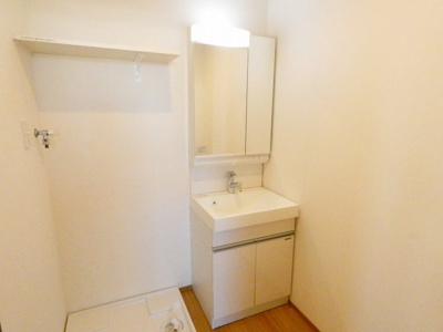 【洗面所】 | Grandtic Residence 堀田