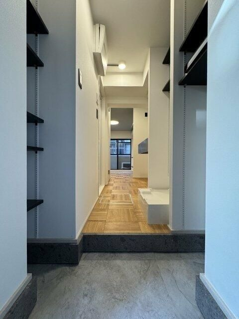 ダイアパレス氷川台の玄関