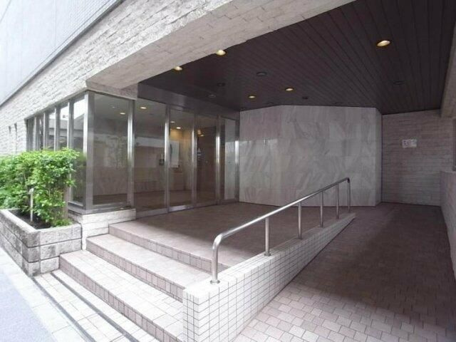 ライオンズステージ板橋のエントランス