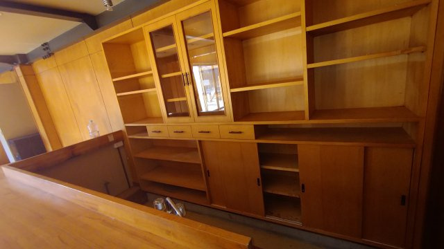 【内装】 | 光・束荷