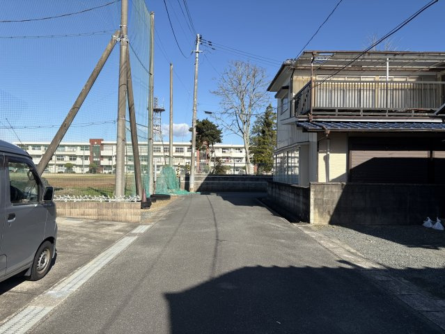 勿来町窪田町通二丁目 売土地の前面道路含む現地写真