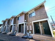 アニック・カスールの画像