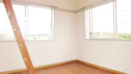 ＴＯハイツ５８の居間・リビング|６帖洋室