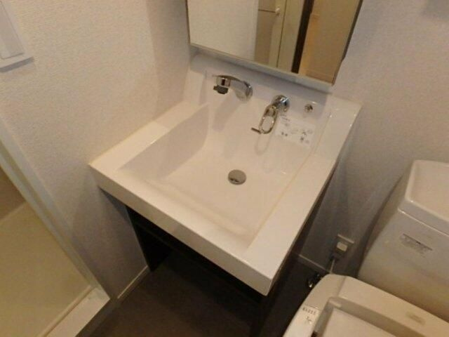 スパシエトラッド川口の洗面所