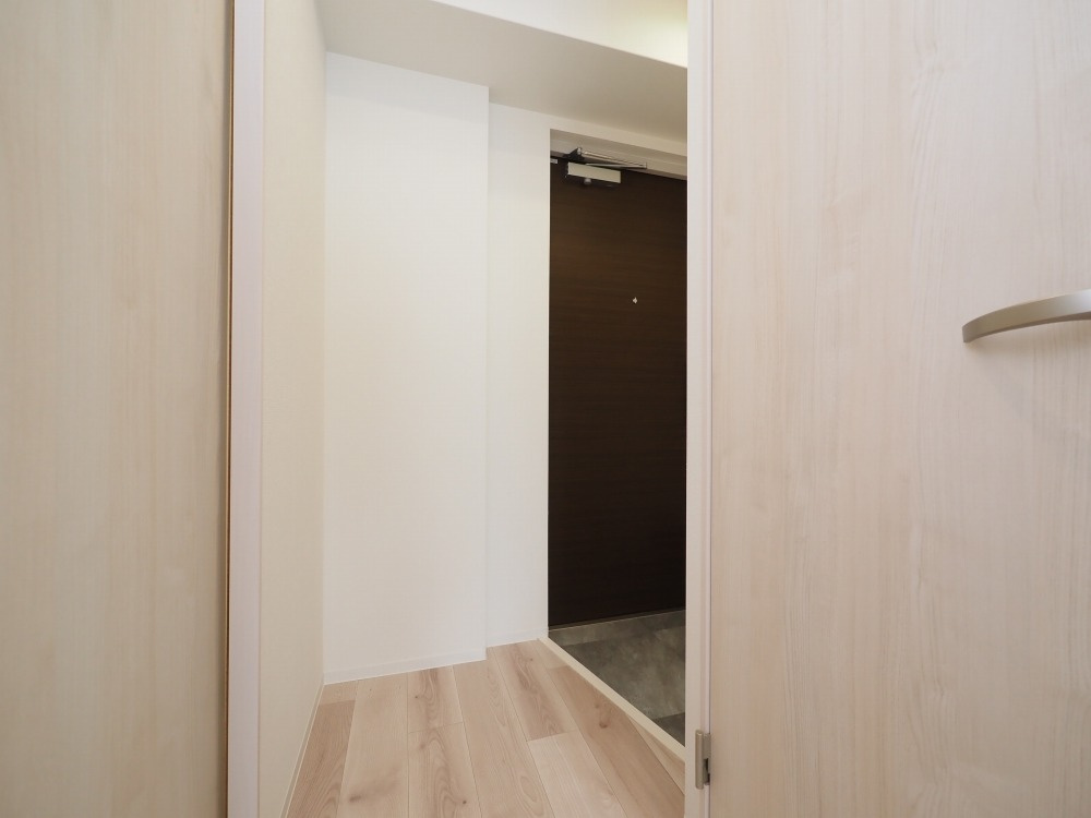 ジーグランデ九条の玄関