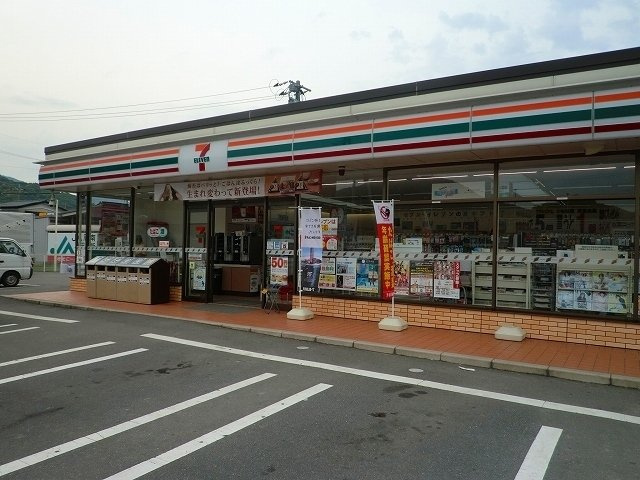 ＭｅｒｕＲｏｓｅ　Ⅰの周辺|セブンイレブン周南戸田店まで500m