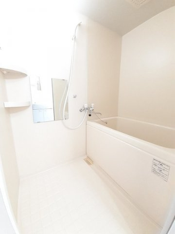 ＭｅｒｕＲｏｓｅ　Ⅰの浴室