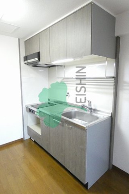 【キッチン】 | ロイヤル天神東 | シンプルな清潔感のあるキッチンです！