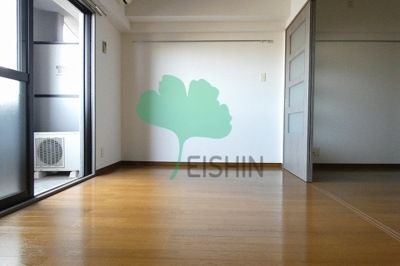 【寝室】 | ロイヤル天神東 | 寝室です。