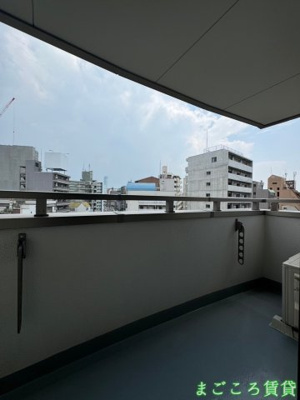 【バルコニー】 | ラ・フォンテ大国