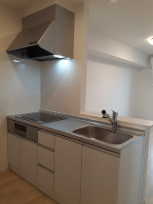 【キッチン】 | アイ・ヴィレッジ古閑中町Ｃ | 【アイ・ヴィレッジ古閑中町Ｃ】キッチンでお料理をお楽しみください