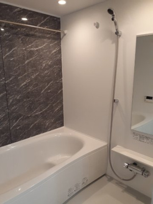 【浴室】 | アイ・ヴィレッジ古閑中町Ｃ | 【アイ・ヴィレッジ古閑中町Ｃ】お風呂で日々の疲れを落としましょう