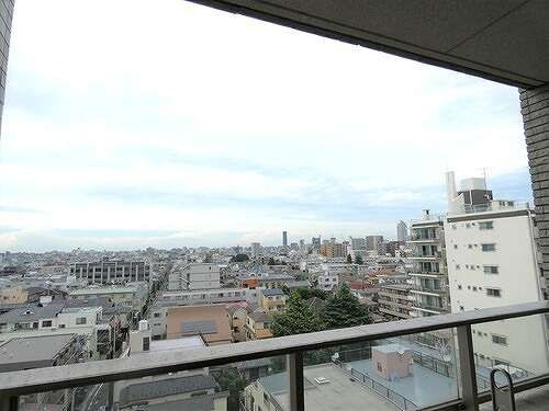 ライオンズ新宿中落合の展望