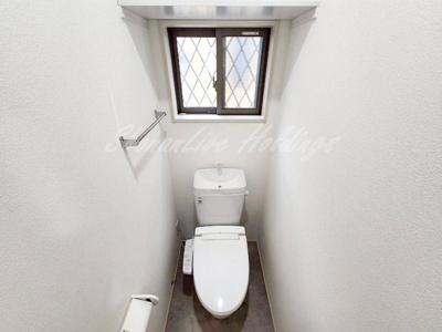 【トイレ】 | ウィスマ・セントラル | 温水洗浄便座付き♪