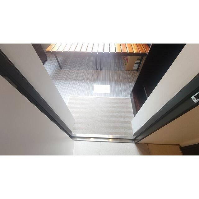 アムス早稲田の玄関