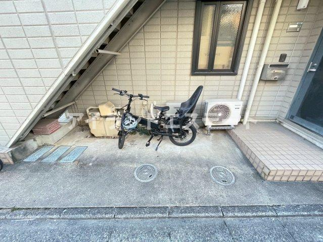 プランシェ　角部屋　バストイレ別　バイク相談のその他共用部分
