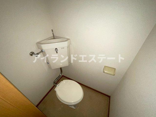 プランシェ　角部屋　バストイレ別　バイク相談のトイレ