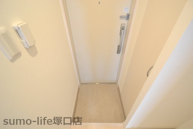 リブリ・ファイン塚口町の玄関