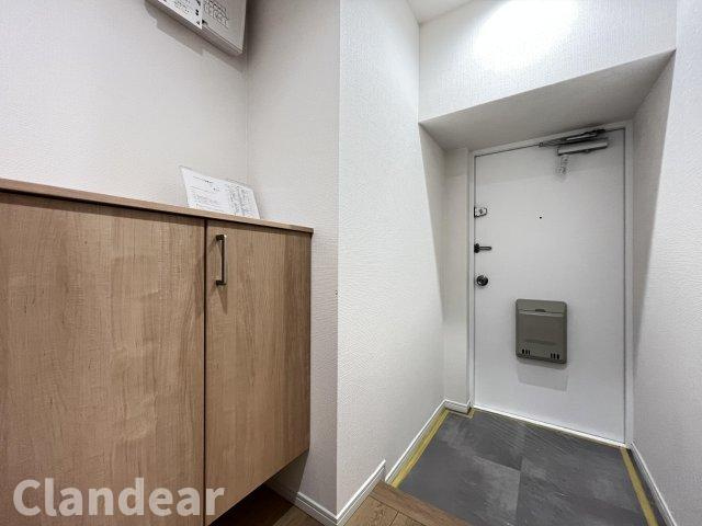 ペガサス北松戸の玄関|ドキドキの新生活も、安心してスタート。ぴったりの住まいを見つけませんか？クランディアが一緒に住まい選びをサポートします‼　まずは、お気軽にお問合せください　＃クランディア