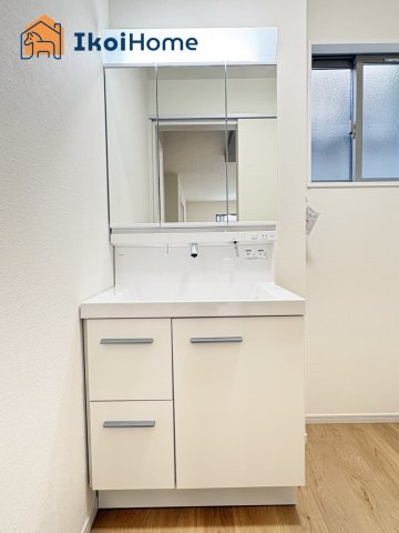 神戸市西区糀台２期　１号棟　新築戸建の洗面所|【ホームページに現地動画掲載中】●年中無休：当日予約可●畳２枚分の一般的な洗面室です