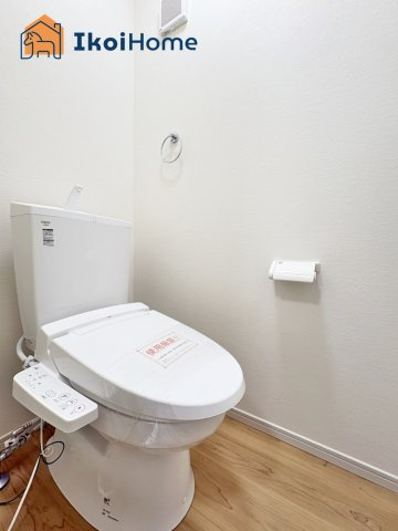 神戸市西区糀台２期　１号棟　新築戸建のトイレ|【ホームページに現地動画掲載中】●年中無休：当日予約可●1階・2階ウォッシュレット付のお手洗いです