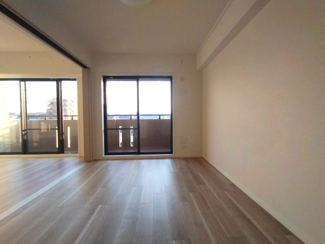 ライオンズマンション鳴海第2の洋室